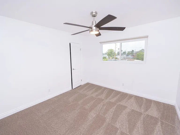 455 Ballantyne St #8 — Photo 61