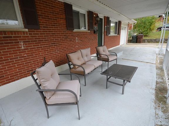 3rd image of 8525 Neptune Dr