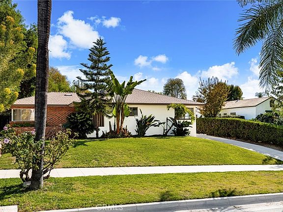 3rd image of 3024 Pine St