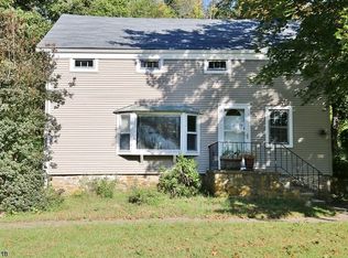 110 E Valley Brook Rd, Long Valley, NJ 07853