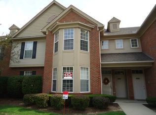 49282 Silver Birch Cir, Shelby Township, MI 48315