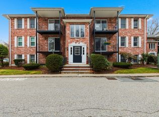 River Oaks, Canton, MA 02021