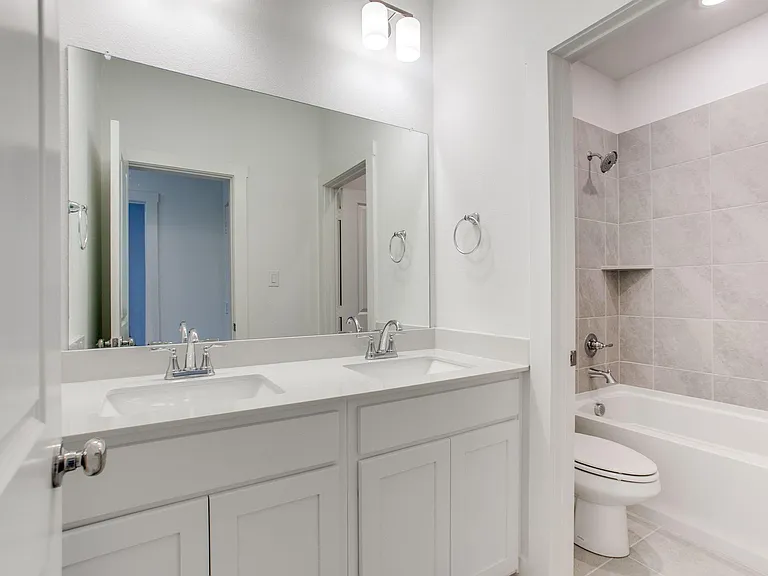 635 Verrine Way — Photo 3