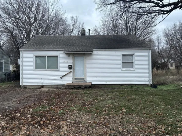 1842 N Poplar Ave, Wichita, KS 67214