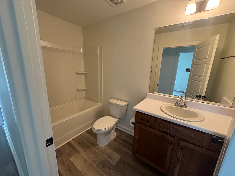 165 Sunlight Cir — Photo 11