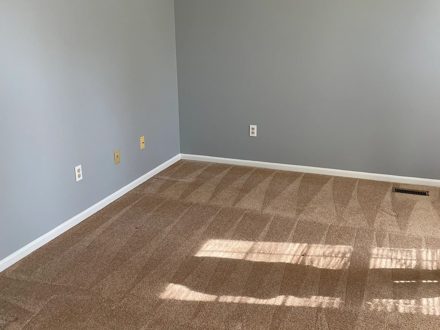 68394 Seymour St — Photo 3