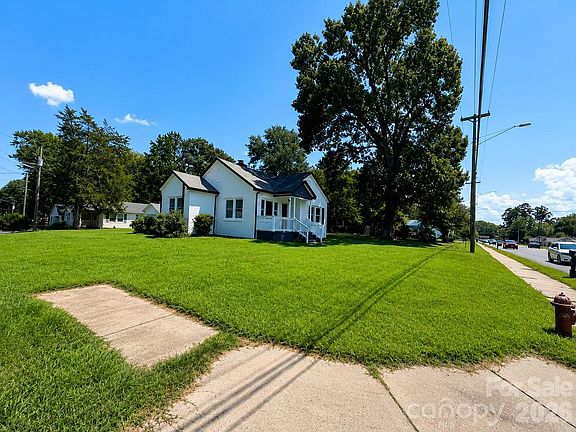 4th image of 302 S Myrtle School Rd