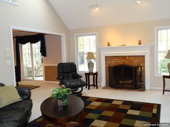 5th image of 12100 Burlington Glen Dr