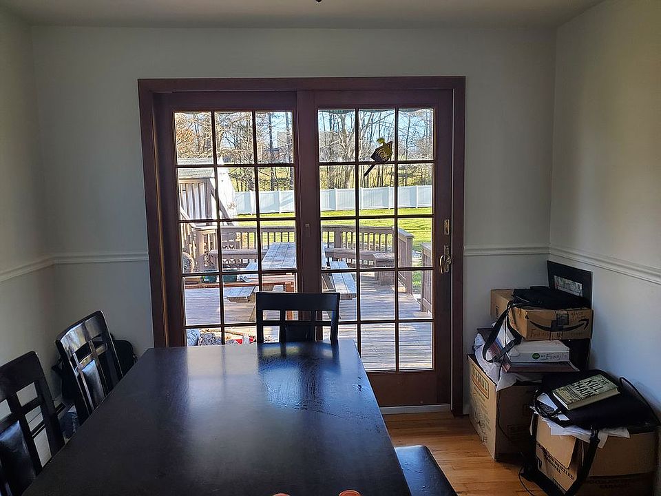 French doors to the duo deck