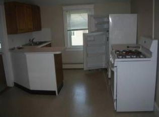 9 12th St, Providence, RI 02906