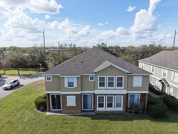 3rd image of 2018 Estancia Cir
