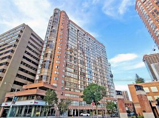 1055 Bay St #504, Toronto, ON M5S 3A3
