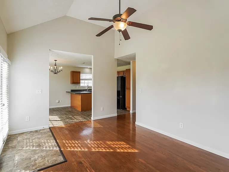 1533 Passage Dr — Photo 4