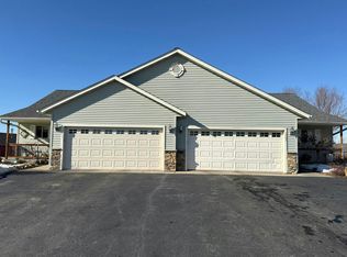 1707 Sequoia Ln, New Richmond, WI 54017
