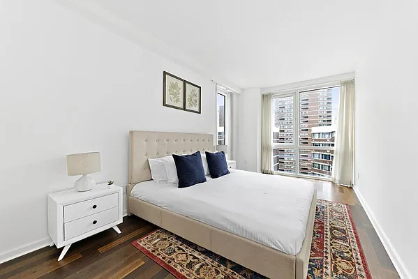 Sold by Corcoran | media 3