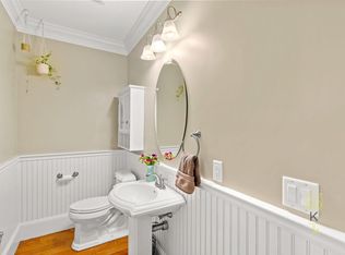 322 Tappan St #A, Brookline, MA 02445