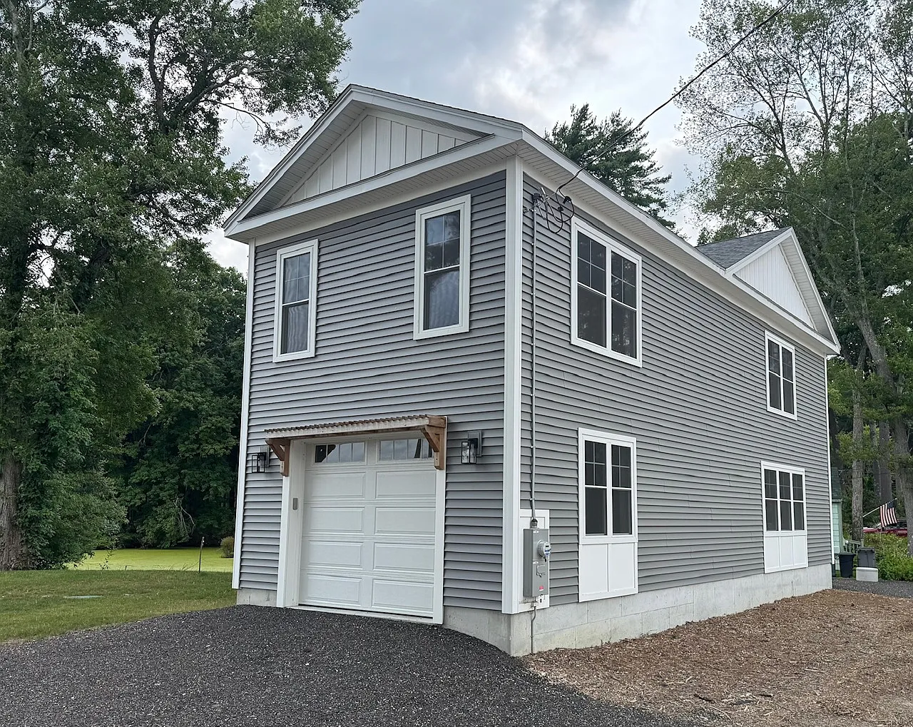 2 bed, 1.5 bath, 1472 sqft, $2,950 — Photo 3
