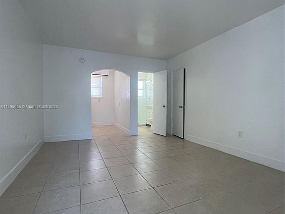 4th image of 5305 Biscayne Blvd APT 208