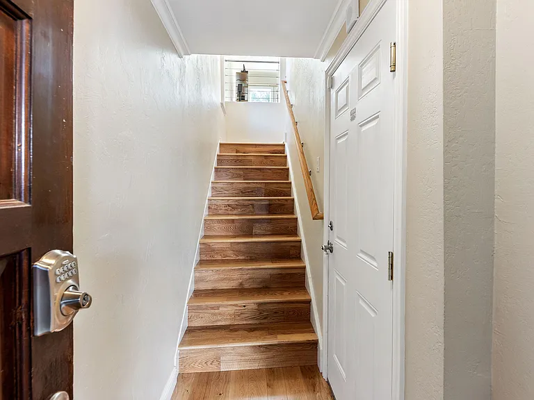 431 Woodminster Dr — Photo 33