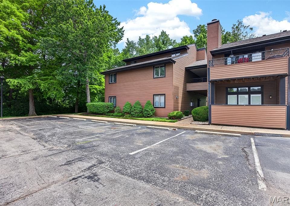 1st image of 13811 Amiot Dr APT A