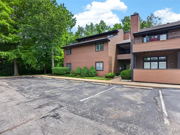 13811 Amiot Dr APT A, Saint Louis, MO 63146