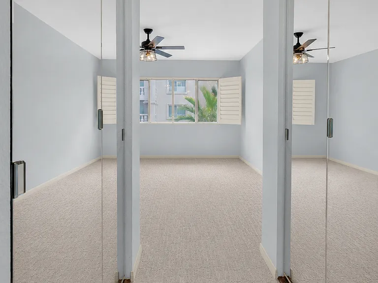 7860 E Camelback Rd #211 — Photo 10