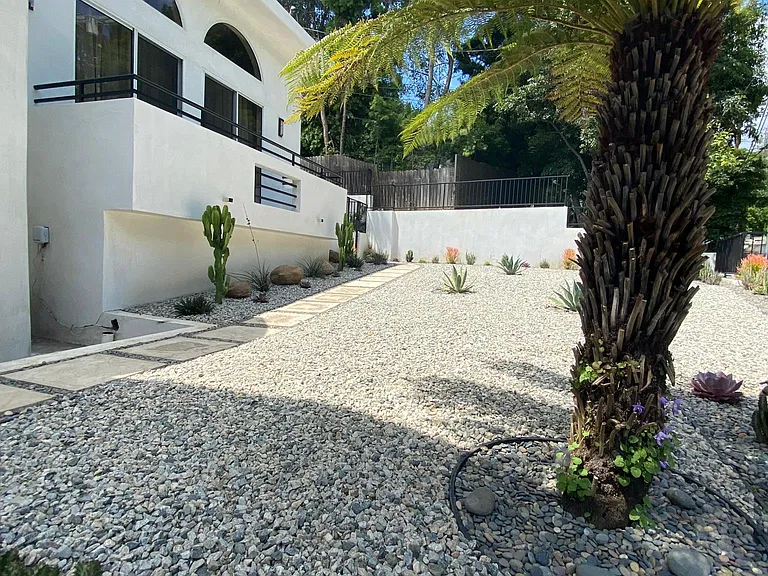 7612 Willow Glen Rd — Photo 46