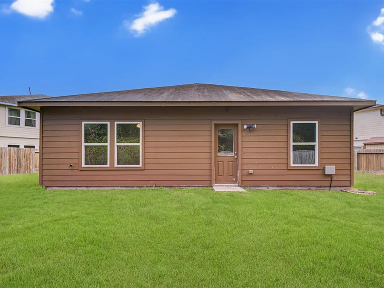 6026 Burnet Bend Ave — Photo 29