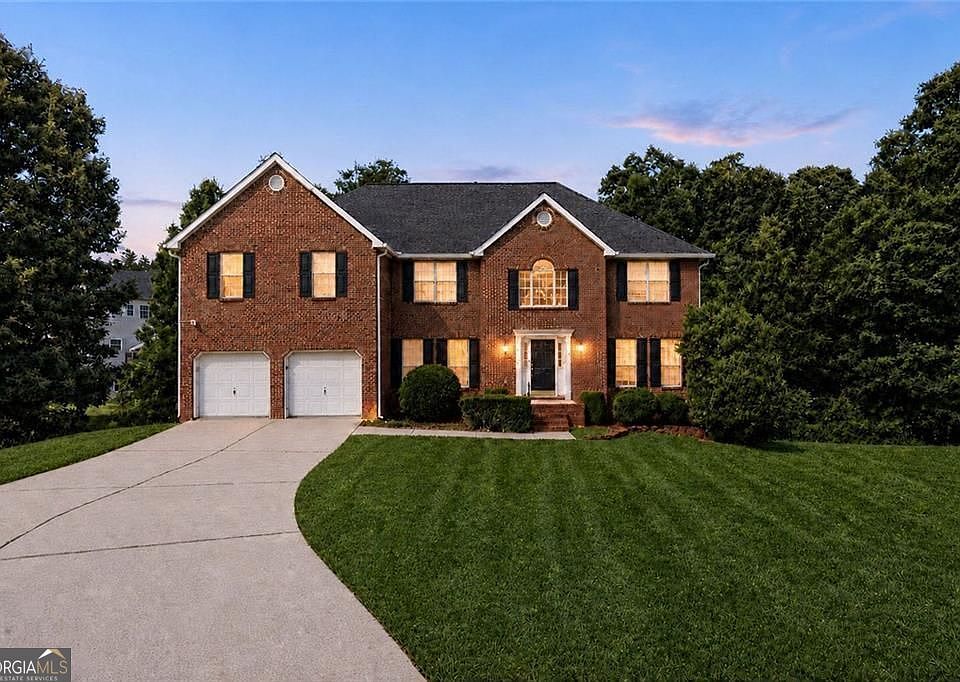 1st image of 267 Lakeview Pl