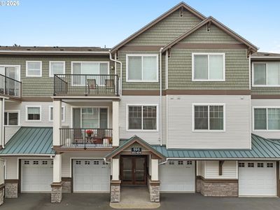 595 NW Lost Springs Ter Unit 204, Portland, OR, 97229
