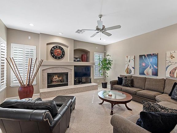 4th image of 439 E Canyon Creek Ct