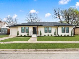 1225 Bellaire Dr, Grapevine, TX 76051