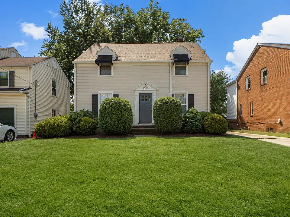 1500 Brainard Rd