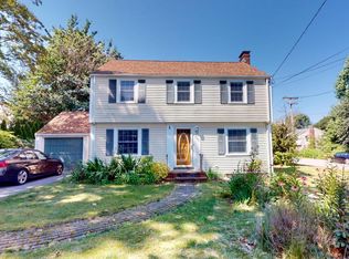 555 East St, Dedham, MA 02026