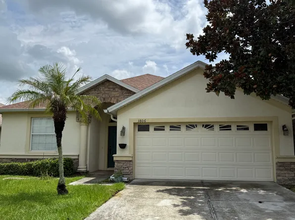 3806 Washburn Pl, Zephyrhills, FL 33543