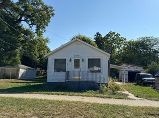 1700 Ira Ave NW, Grand Rapids, MI