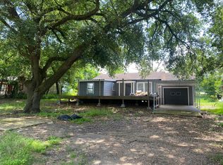 226 Hilltop Dr, Victoria, TX 77905