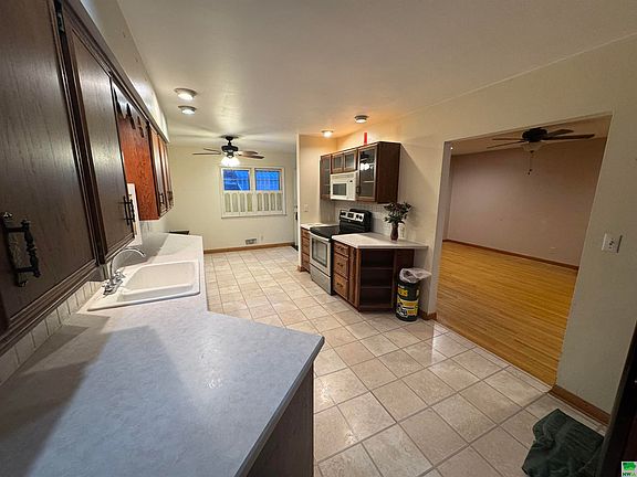 2nd image of 4715 Glenn Ave