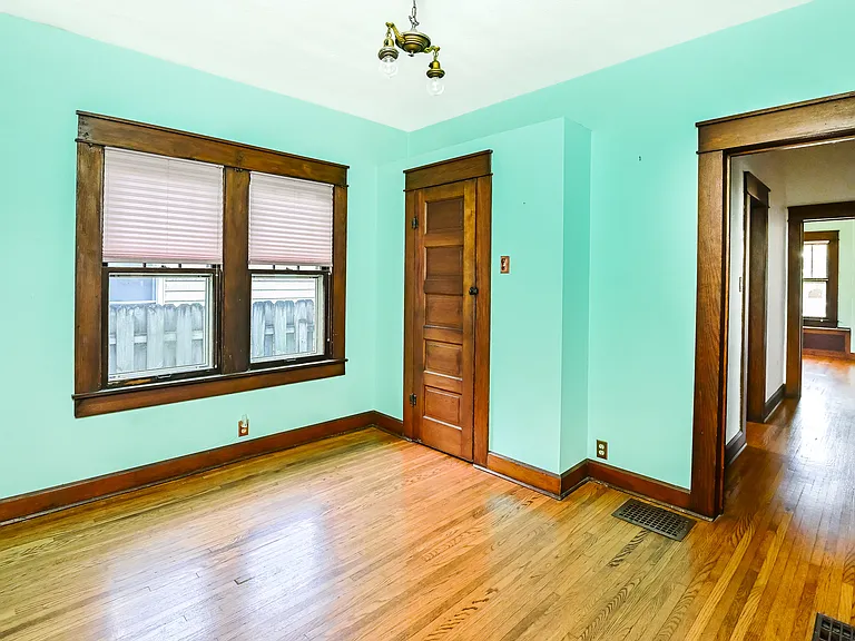 Office space or extra bedroom.