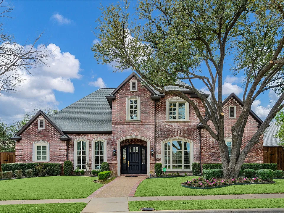 5624 Gillum Dr