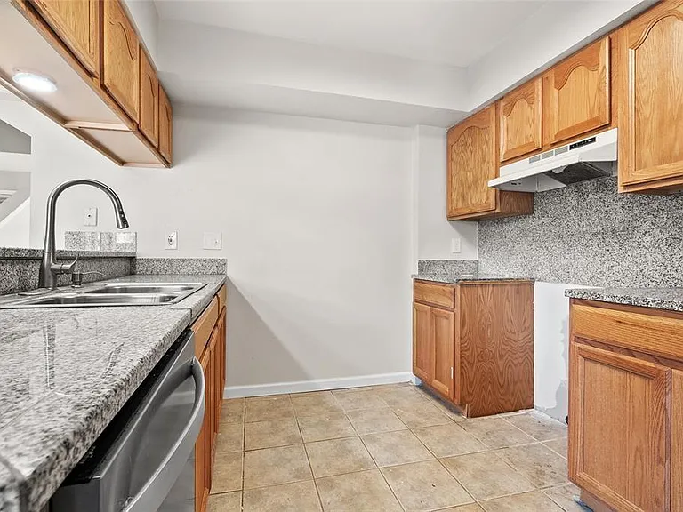 328 S 2nd St #330 — Photo 8