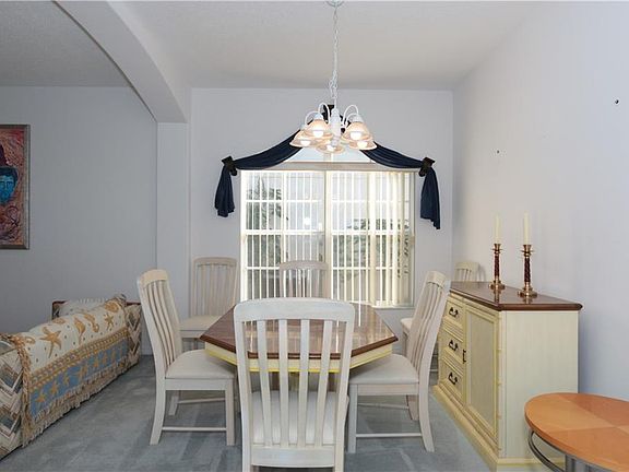 3rd image of 1903 Willow Wood Dr