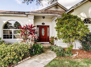 2044 Elk Spring Dr, Brandon, FL 33511