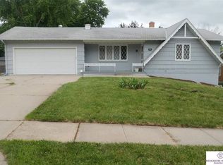 11114 Westover Rd, Omaha, NE 68154