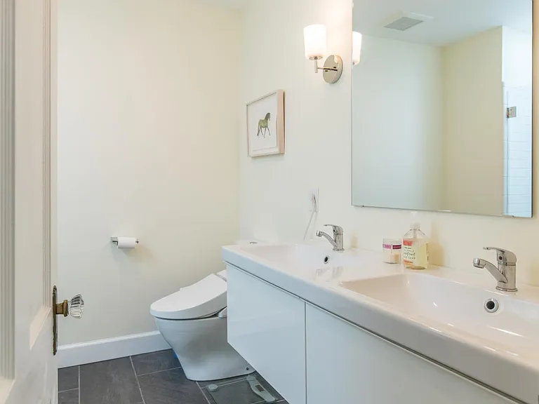 156 Wabash Dr — Photo 13