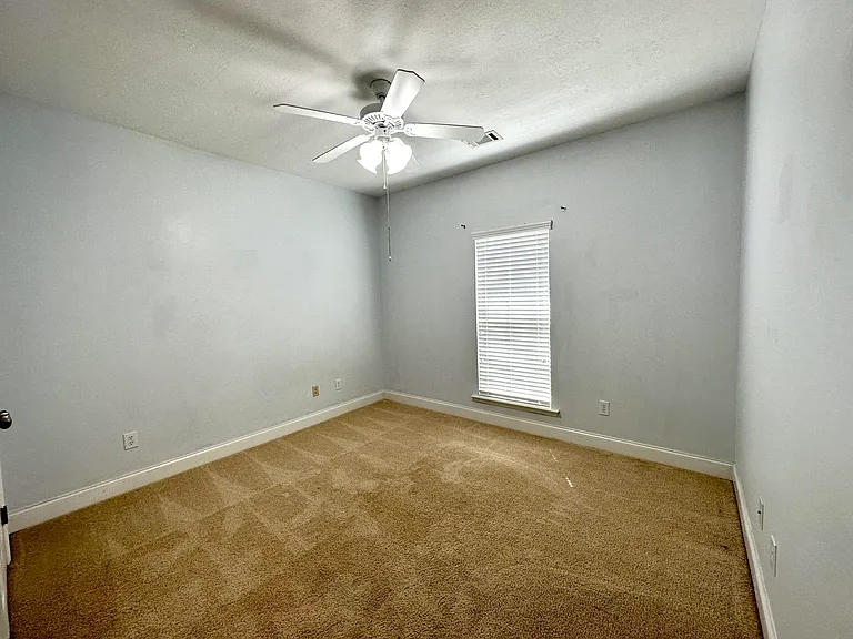 4458 Galway Dr — Photo 29