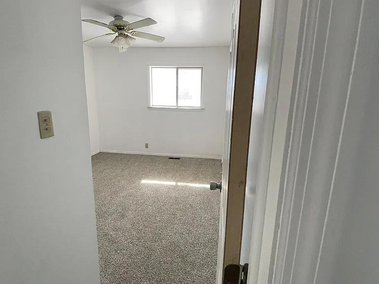 2000 N Colson Dr — Photo 5