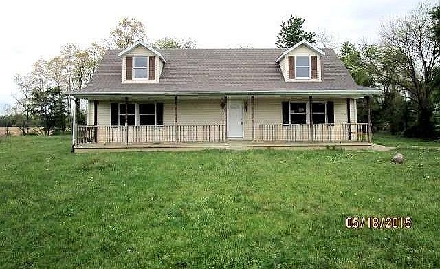 1st image of 2111 Martin Ln