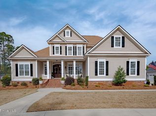 123 Lake Shore Drive, Elizabethtown, NC 28337