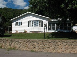 24880 1st St, Trempealeau, WI 54661